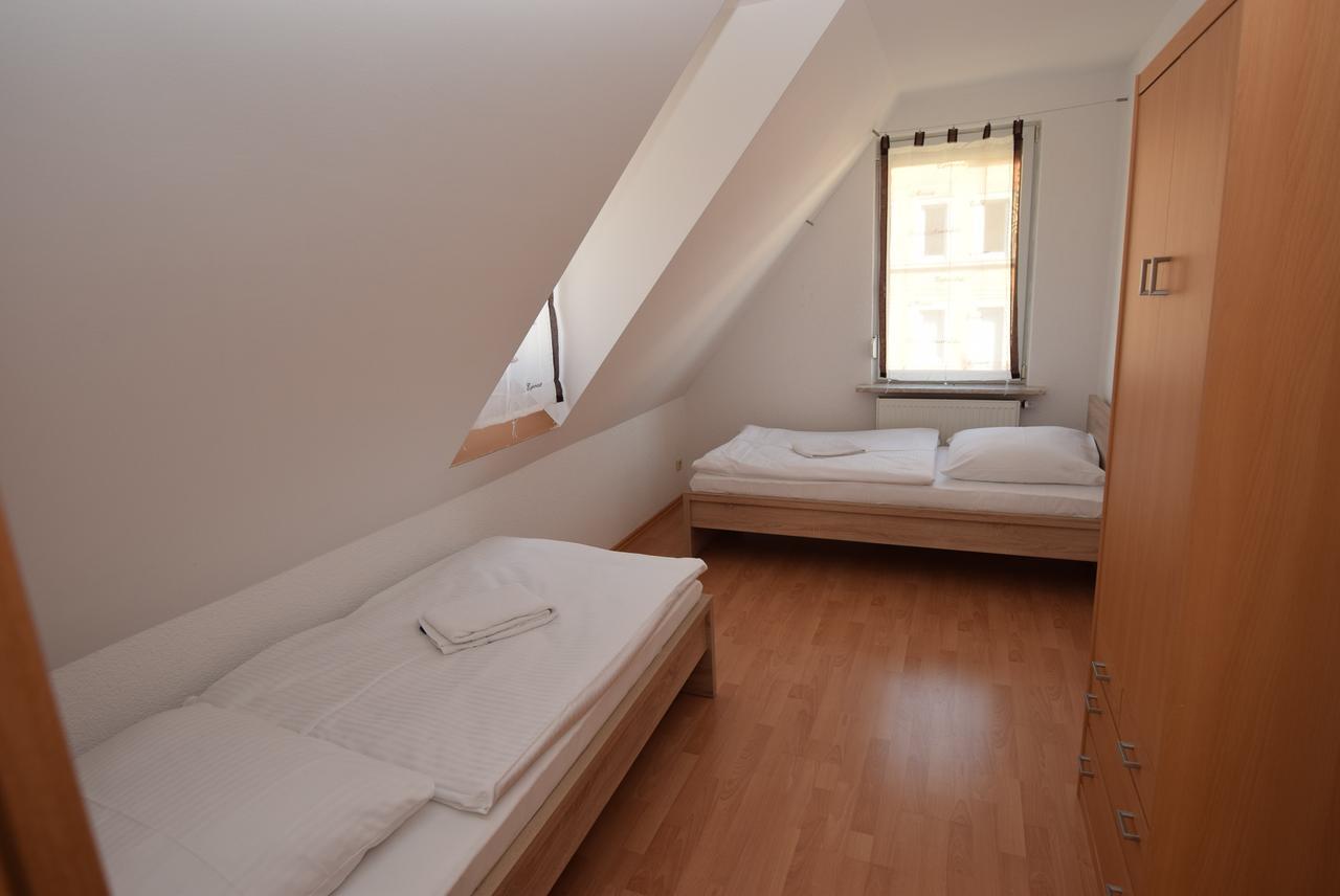 Apartment Stuttgart Suedheim 外观 照片